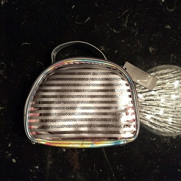 2 BNWT Cosmetic Cases Holographic, Striped Silver - Picture 2 of 3